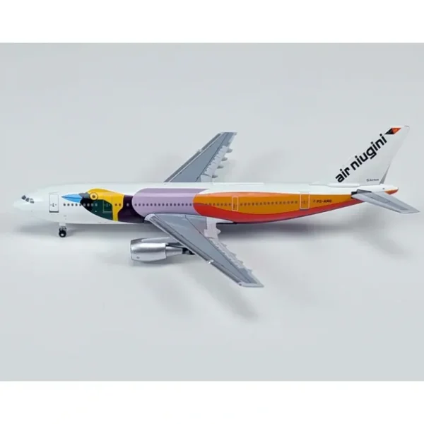Aero Classics AC411195 1:400 Air Niugini A300B4 P2-ANG - Miniature Marvels: Airplane Models & Painted Dice* Airplane Model