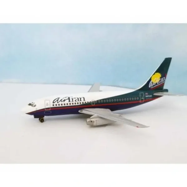 Aero Classics AC411181 1:400 AirtTran Boeing 737-200 - Miniature Marvels: Airplane Models & Painted Dice* Airplane Model