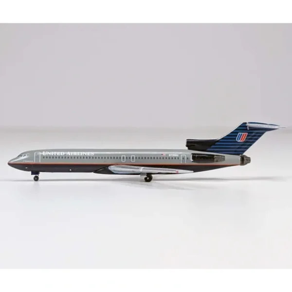 Aero Classics AC411276 1:400 United Airlines Boeing 727-200 N7288U - Miniature Marvels: Airplane Models & Painted Dice* Airplane Model