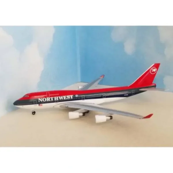Aero Classics BBX41689 1:400 Northwest Boeing 747-400 N676NW - Miniature Marvels: Airplane Models & Painted Dice* Shop All