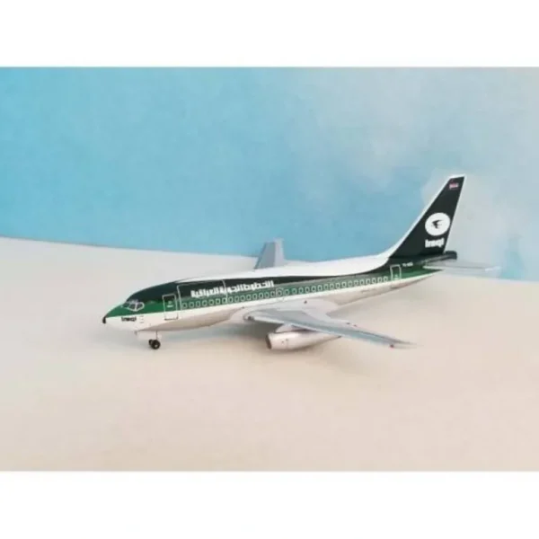 AeroClassics AC411354 1:400 Iraqi Airways Boeing 737-200 YI-AGI - Miniature Marvels: Airplane Models & Painted Dice* Airplane Model