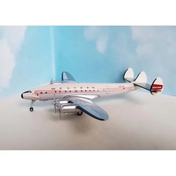 AeroClassics WM211102 1:200 Western Airlines Lockheed L-749 N1552V - Miniature Marvels: Airplane Models & Painted Dice* Airplane Model