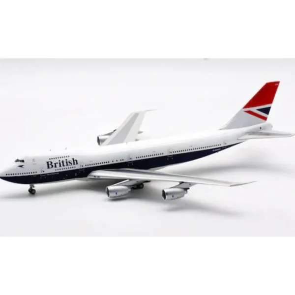 ARD200 ARDBA03 1:200 British Airways Boeing 747-200 - Miniature Marvels: Airplane Models & Painted Dice* Airplane Model