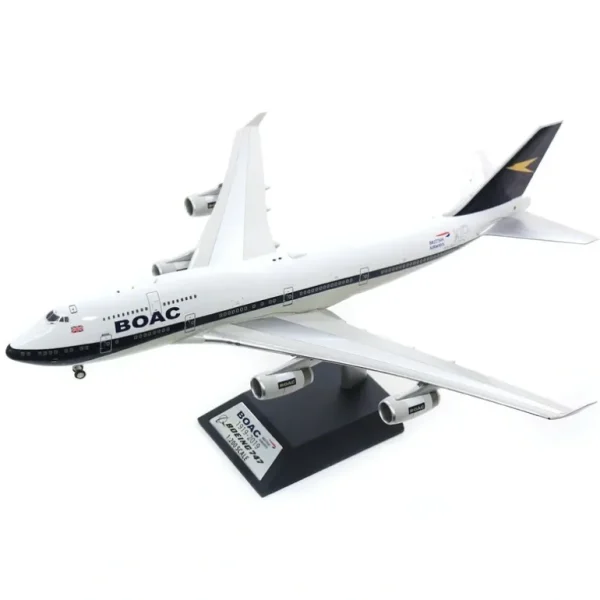 ARD200 BA100 1:200 BOAC Boeing 747-400 G-BYGC - Miniature Marvels: Airplane Models & Painted Dice* Airplane Model