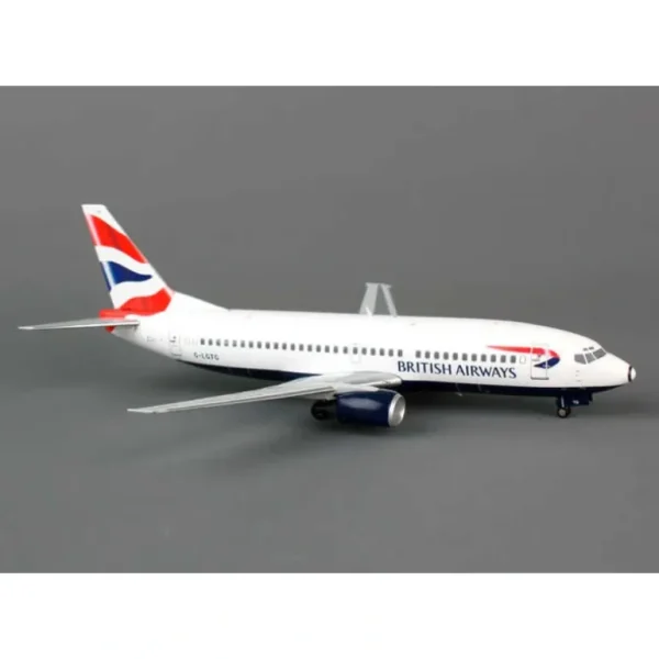 Aviation200 AV2733009 1:200 British Airways Boeing 737-3Q8 - Miniature Marvels: Airplane Models & Painted Dice* Airplane Model