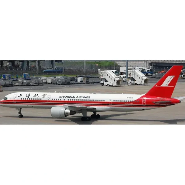 Aviation200 AV2055 1:200 Shanghai Airlines Boeing 757-26D - Miniature Marvels: Airplane Models & Painted Dice* Airplane Model