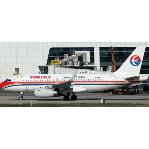 Aviation200 KJ-A319-093 1:200 China Eastern Airlines Airbus A319-132(WL) B-6457 - Miniature Marvels: Airplane Models & Painted Dice* Airplane Model