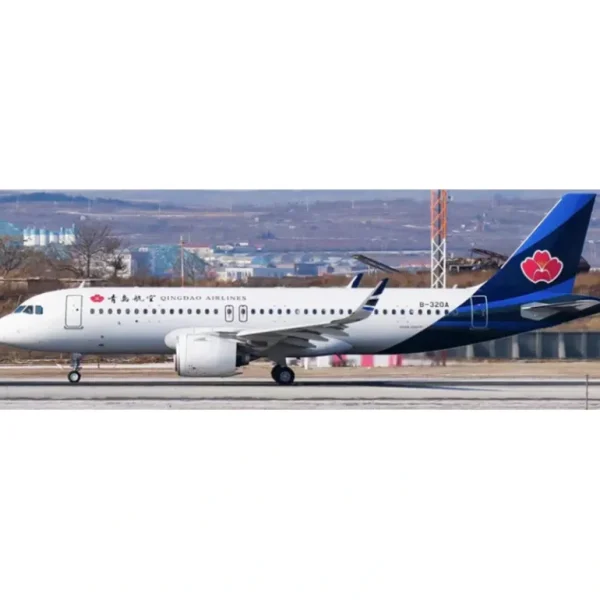 *Aviation200 KJ-A320-097 1:200 Qingdao Airlines Airbus A320-271N B-320A - Miniature Marvels: Airplane Models & Painted Dice* Airplane Model