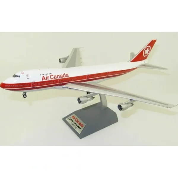 B Models B-741-AC-07 1:200 Air Canada Boeing 747-100 - Miniature Marvels: Airplane Models & Painted Dice* Airplane Model