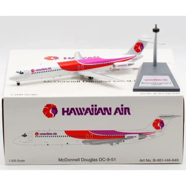 *B Models B-951-HA-649 1:200 Hawaiian Air Douglas DC-9-51 - Miniature Marvels: Airplane Models & Painted Dice* Airplane Model
