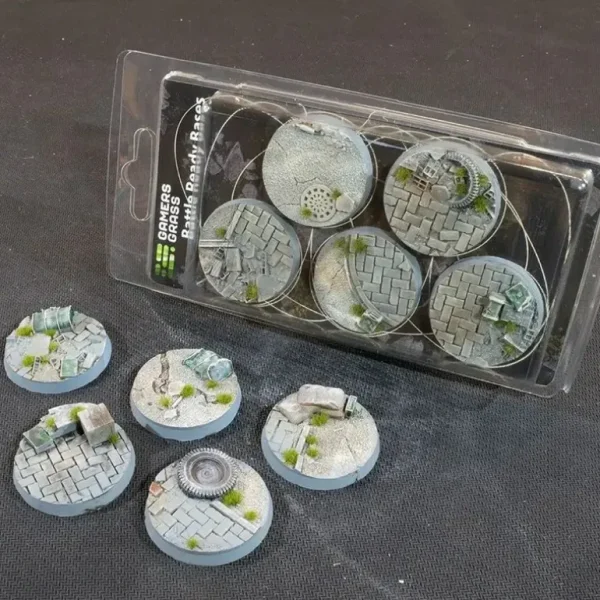 Battle Ready Bases - Urban Warfare: Round 40mm (x5) LTG GSG-GGB-UWR40 - Miniature Marvels: Airplane Models & Painted Dice* Shop All