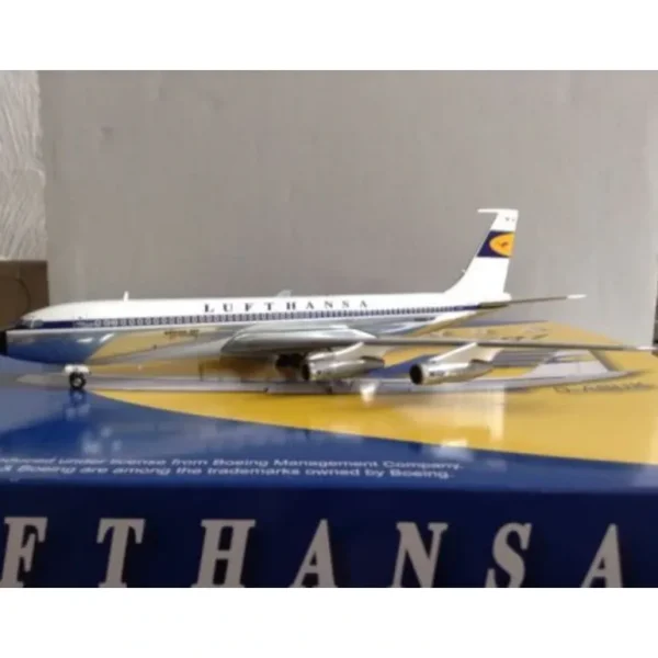 Bbox BBOX0111 1:200 Lufthansa Boeing 707-300 D-ABUK - Miniature Marvels: Airplane Models & Painted Dice* Airplane Model