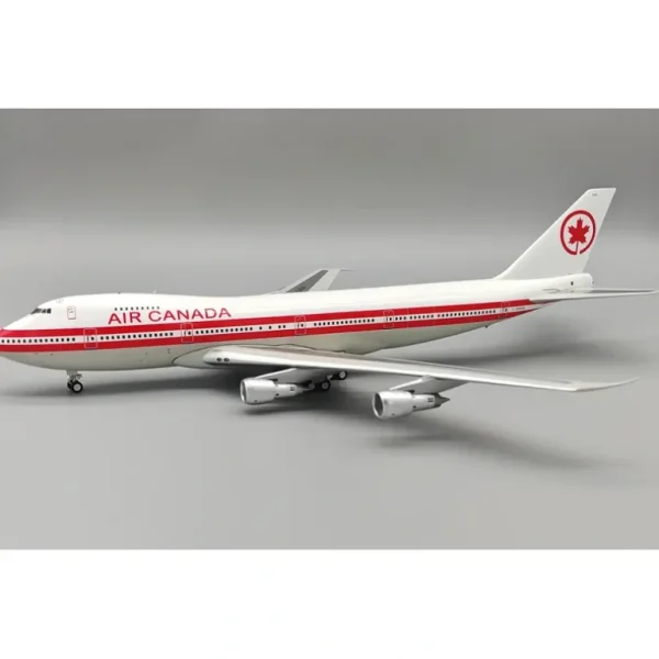 B-Models B-742-AC-GAGA 1:200 Air Canada Boeing 747-233BM C-GAGA - Miniature Marvels: Airplane Models & Painted Dice* Airplane Model
