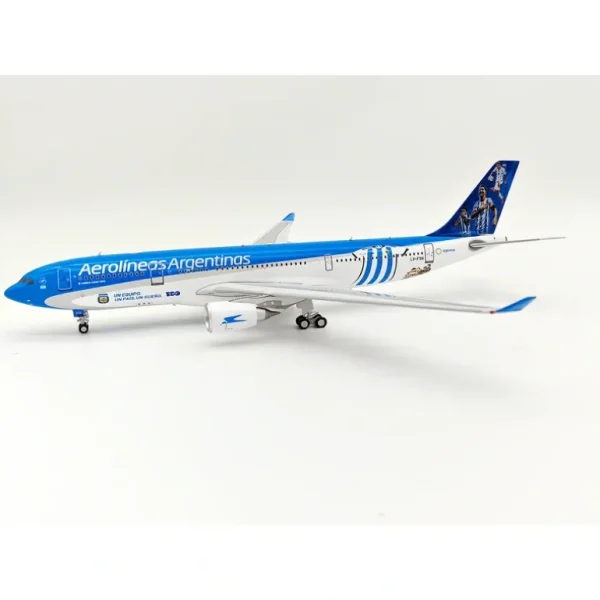 B-Models B-332-AR-WC 1:200 Aerolineas Argentinas Airbus A330-202 - Miniature Marvels: Airplane Models & Painted Dice* Shop All