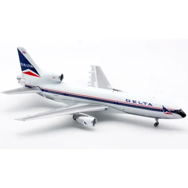 *B-Models B-1011-DL-19P 1:200 Delta Lockheed L-1011 "Widget" - Miniature Marvels: Airplane Models & Painted Dice* Airplane Model