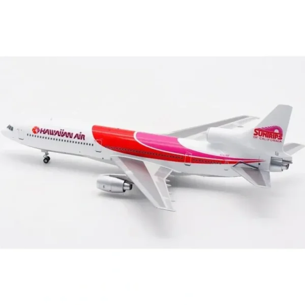 B-Models B-1011-HA-763 1:200 Hawaiian L-1011 - Miniature Marvels: Airplane Models & Painted Dice* Airplane Model