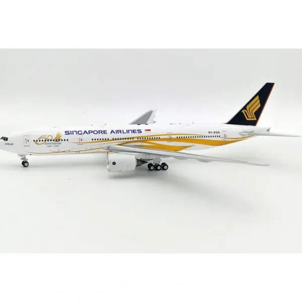 *B-Models B-777-SQ-SQA (B-772-SQ-SQA) 1:200 Singapore Airlines Boeing 777-212/ER 9V-SQA - Miniature Marvels: Airplane Models & Painted Dice* Airplane Model