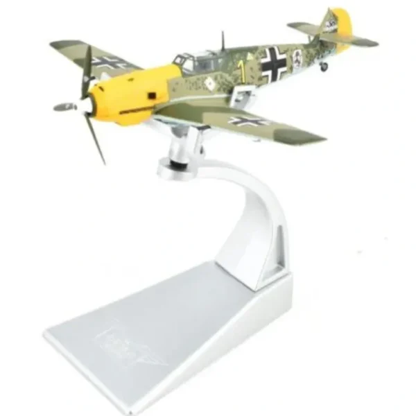 Corgi AA28001 1:72 BF-109E JG 51, Yellow 1 Josef 'Pips' Priller - Miniature Marvels: Airplane Models & Painted Dice* Airplane Model