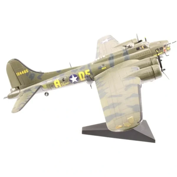 Corgi AA31102 1:144 Boeing B-17F Flying Fortress Memphis Belle - Miniature Marvels: Airplane Models & Painted Dice* Airplane Model