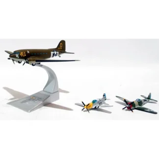 Corgi AA99148 1:144 Douglas C-47 438th Troop Carrier Group /P-47 Oregons Britannia /P-51 Betty Lee III - Miniature Marvels: Airplane Models & Painted Dice* Airplane Model