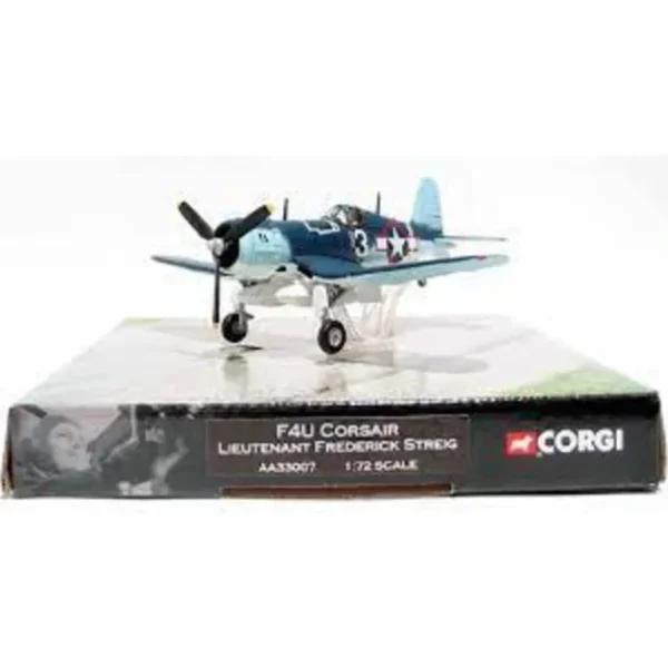 Corgi AA33007 1:72 F4U Corsair USN VF-17 Jolly Rogers, Frederick Streig, February 1944 - Miniature Marvels: Airplane Models & Painted Dice* Airplane Model