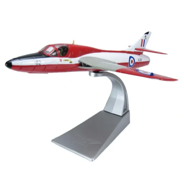 Corgi AA32715 1:72 Hawker Hunter T.Mk 7 RAF No.4 FTS, XL591, RAF Valley, Anglesey, 1975 - Miniature Marvels: Airplane Models & Painted Dice* Airplane Model