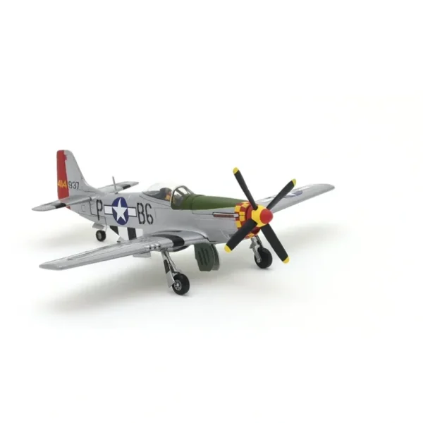 Corgi AA32208 1:72 P-51D Mustang USAAF 357th FG, 363rd FS, "Gentleman Jim" , Jim Browning - Miniature Marvels: Airplane Models & Painted Dice* Airplane Model