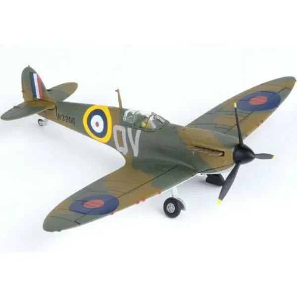 Corgi AA31905 1:72 Spitfire Mk I RAF No.19 Sqn, P8386, Brian Lane, RAF Fowlmere, England, Battle of Britain, 1940 - Miniature Marvels: Airplane Models & Painted Dice* Airplane Model