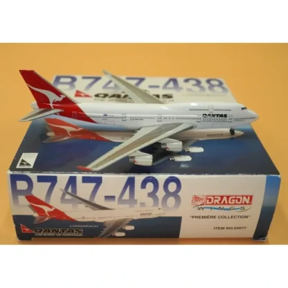 Dragon Models 55077 1:400 Qantas Boeing 747-400 VH-OJA - Miniature Marvels: Airplane Models & Painted Dice* Airplane Model