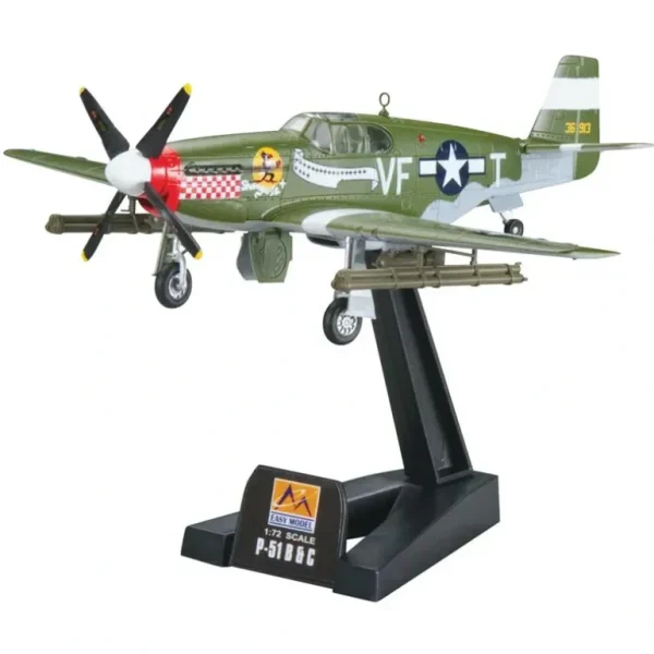 Easy Models 36359 1:72 P-51B Mustang USAAF 4th FG, 336th FS, Shangri-La, Don Gentile - Miniature Marvels: Airplane Models & Painted Dice* Airplane Model