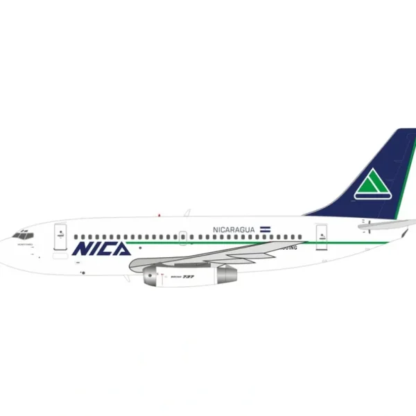 *El Aviador EA732NICA 1:200 Nica Boeing 737-200 - Miniature Marvels: Airplane Models & Painted Dice* Airplane Model
