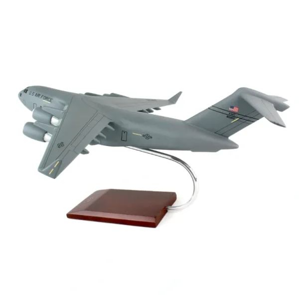 Executive Series B2810 C-17 1:100 USAF Grey - Miniature Marvels: Airplane Models & Painted Dice* Airplane Model