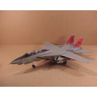 Factory Select 1:100 F-14 Tomcat VF-31 - Miniature Marvels: Airplane Models & Painted Dice* Airplane Model
