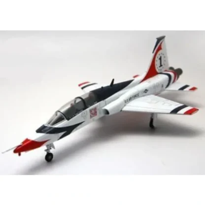 Falcon Models FA721102 1:72 USAF T-38A Talon Thunderbirds Lead, 1974 - Miniature Marvels: Airplane Models & Painted Dice* Airplane Model