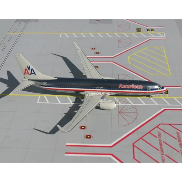 Gemini Jets G2AAL015 1:200 American Airlines Boeing 737-800 N903AN (Box has minor shelf wear) - Miniature Marvels: Airplane Models & Painted Dice* Airplane Model
