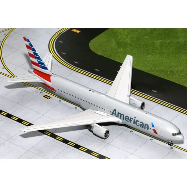 Gemini Jets G2AAL414 1:200 American Boeing 767-300 - Miniature Marvels: Airplane Models & Painted Dice* Airplane Model