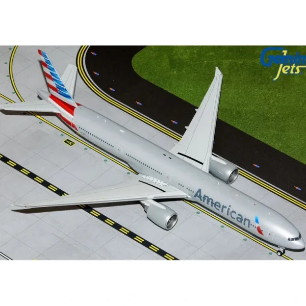 Gemini Jets G2AAL1076 1:200 American Boeing 777-300ER - Miniature Marvels: Airplane Models & Painted Dice* Airplane Model