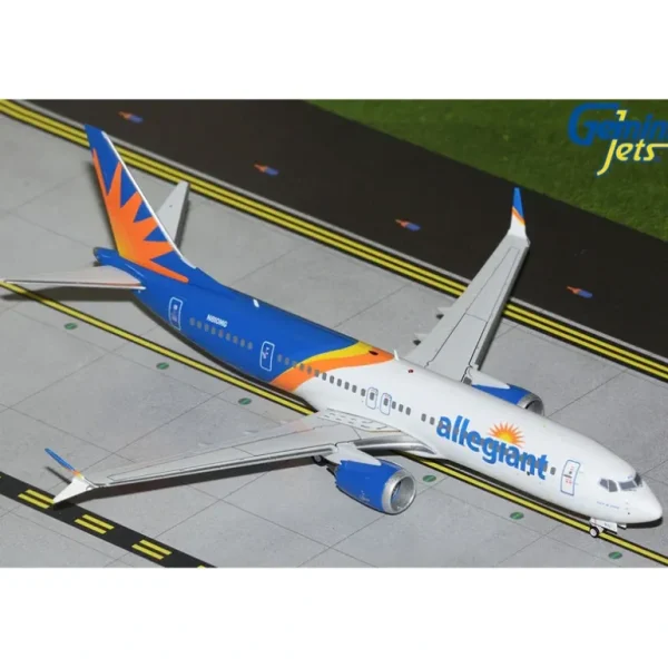 Gemini Jets G2AAY1328 1:200 Allegiant Air B737 MAX 8-200 N810MG - Miniature Marvels: Airplane Models & Painted Dice* Airplane Model