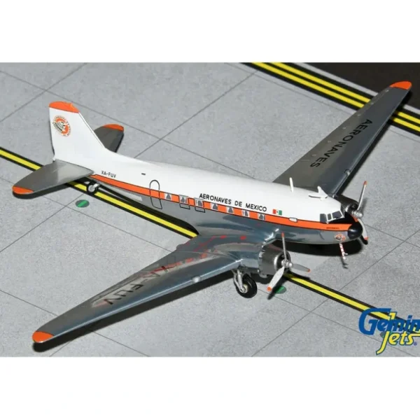 Gemini Jets G2AMX1151 1:200 Aeronaves de Mxico DC-3 XA-FUV - Miniature Marvels: Airplane Models & Painted Dice* Airplane Model