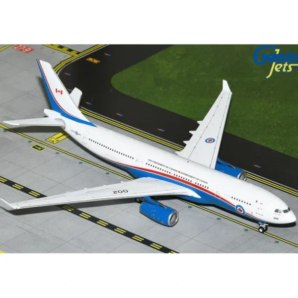 Gemini Jets G2CAF1275 1:200 Royal Canadian Air Force CC-330 Husky (A330-200) 330002 - Miniature Marvels: Airplane Models & Painted Dice* Airplane Model