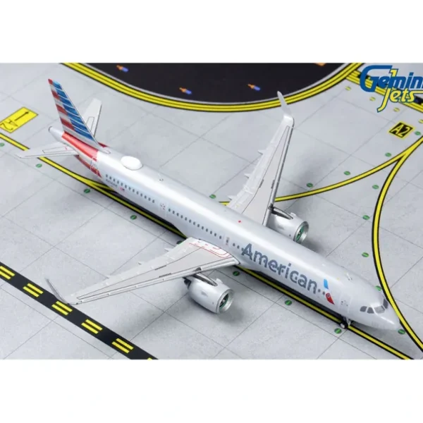 Gemini Jets GJAAL1850 1:400 American Airlines Airbus A321Neo N400AN - Miniature Marvels: Airplane Models & Painted Dice* Airplane Model