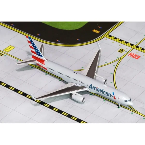 Gemini Jets GJAAL1464 1:400 American Airlines Boeing 757-200 - Miniature Marvels: Airplane Models & Painted Dice* Airplane Model