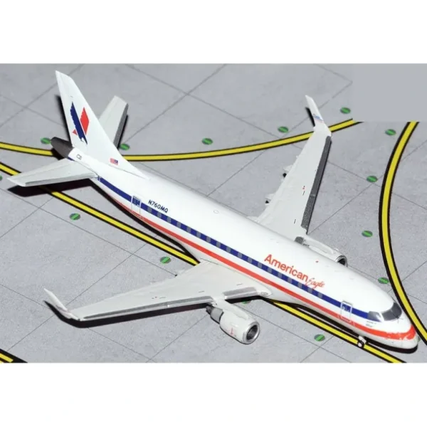 Gemini Jets GJAAL2056 1:400 American Airlines ERJ-170 - Miniature Marvels: Airplane Models & Painted Dice* Airplane Model