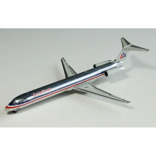 Gemini Jets GJAAL547 1:400 American Airlines MD-80 - Miniature Marvels: Airplane Models & Painted Dice* Airplane Model