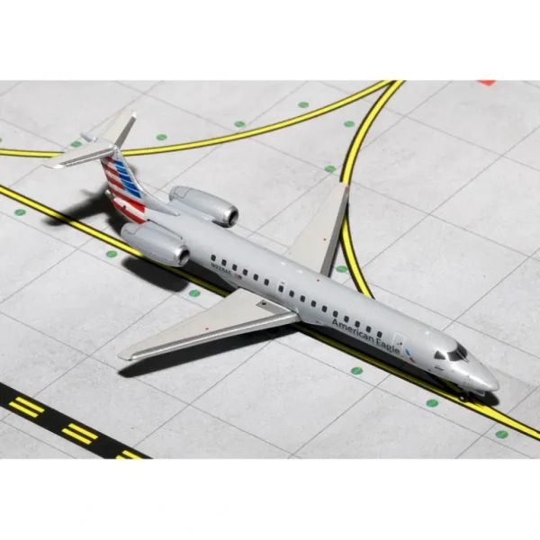 Gemini Jets GJAAL1295 1:400 American Eagle ERJ-145 N928AE - Miniature Marvels: Airplane Models & Painted Dice* Airplane Model
