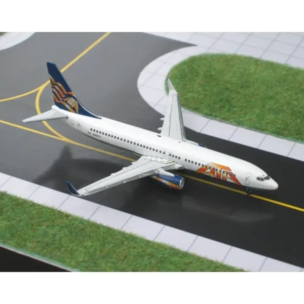 Gemini Jets GJATA250 1:400 ATA Boeing 737-800 - Miniature Marvels: Airplane Models & Painted Dice* Airplane Model
