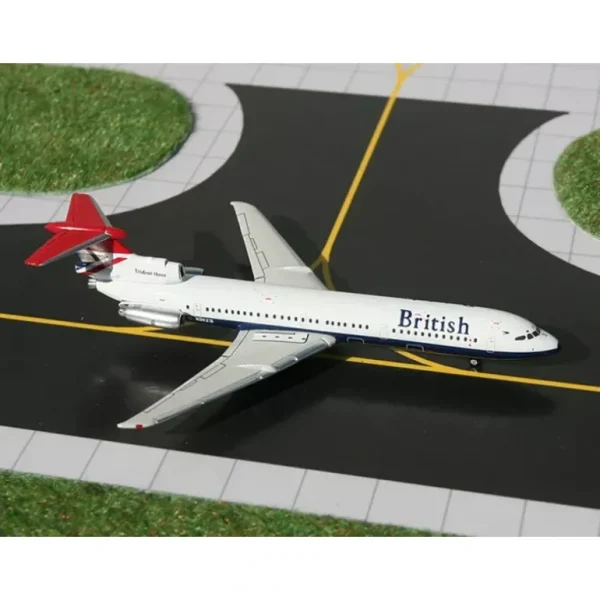 Gemini Jets GJBAW711 1:400 British Airways Hawker Siddeley HS121 Trident 3B - Miniature Marvels: Airplane Models & Painted Dice* Airplane Model