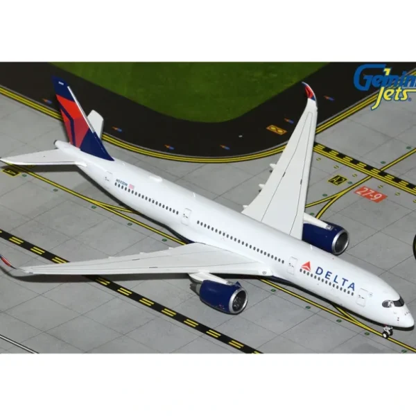 Gemini Jets GJDAL2286 1:400 Delta Air Lines A350-900 N503DN - Miniature Marvels: Airplane Models & Painted Dice* Airplane Model