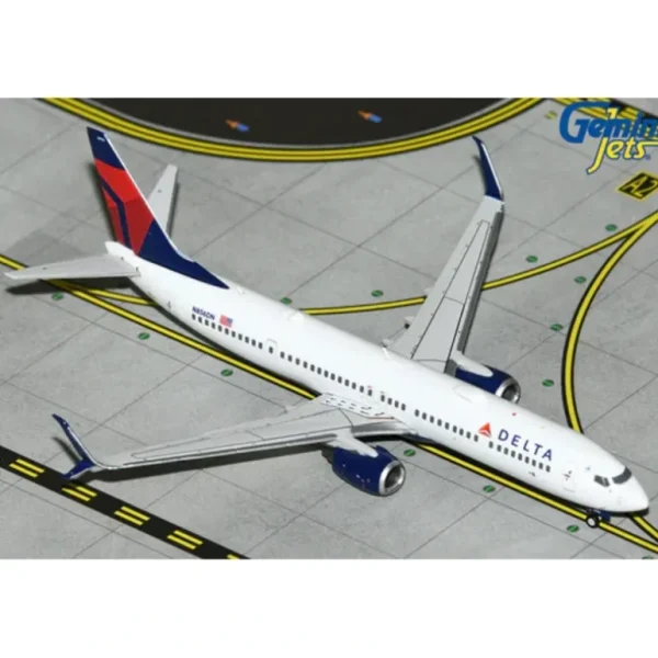 Gemini Jets GJDAL2102 1:400 Delta Boeing 737-900ER - Miniature Marvels: Airplane Models & Painted Dice* Airplane Model
