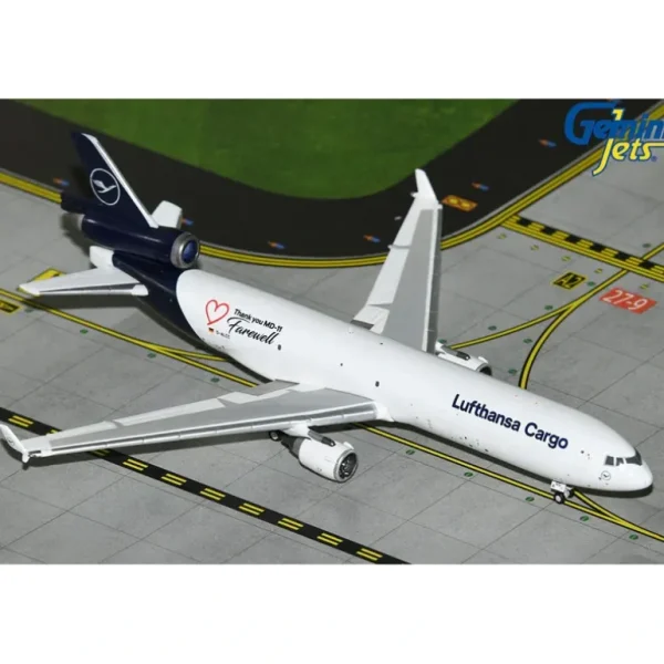 Gemini Jets GJDLH2072 1:400 Lufthansa Cargo MD-11F D-ALCC Farewell MD-11 - Miniature Marvels: Airplane Models & Painted Dice* Airplane Model